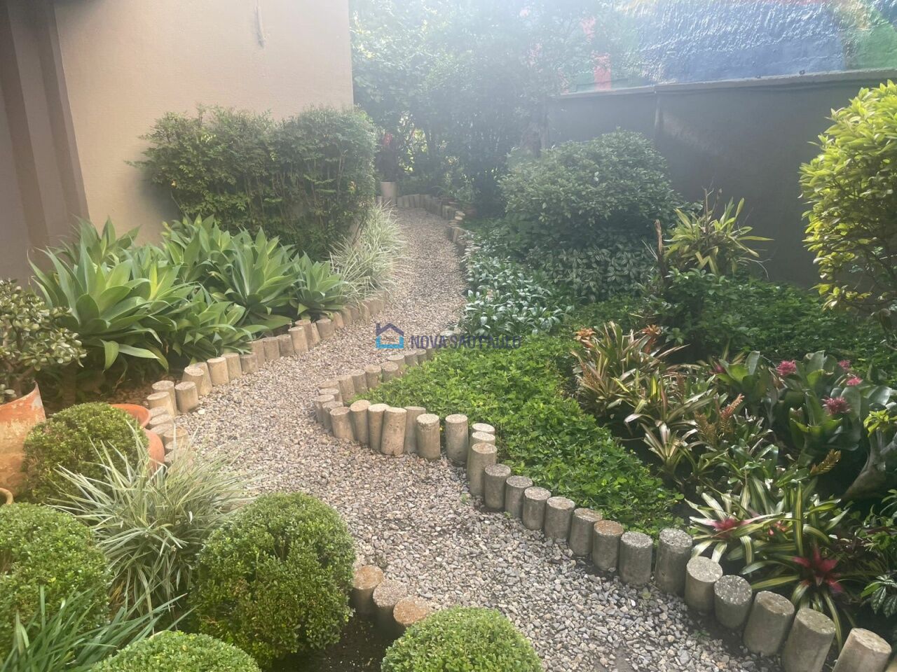 Foto 17 - MO18195