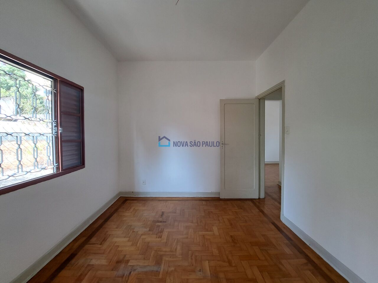 Foto 17 - MO18363