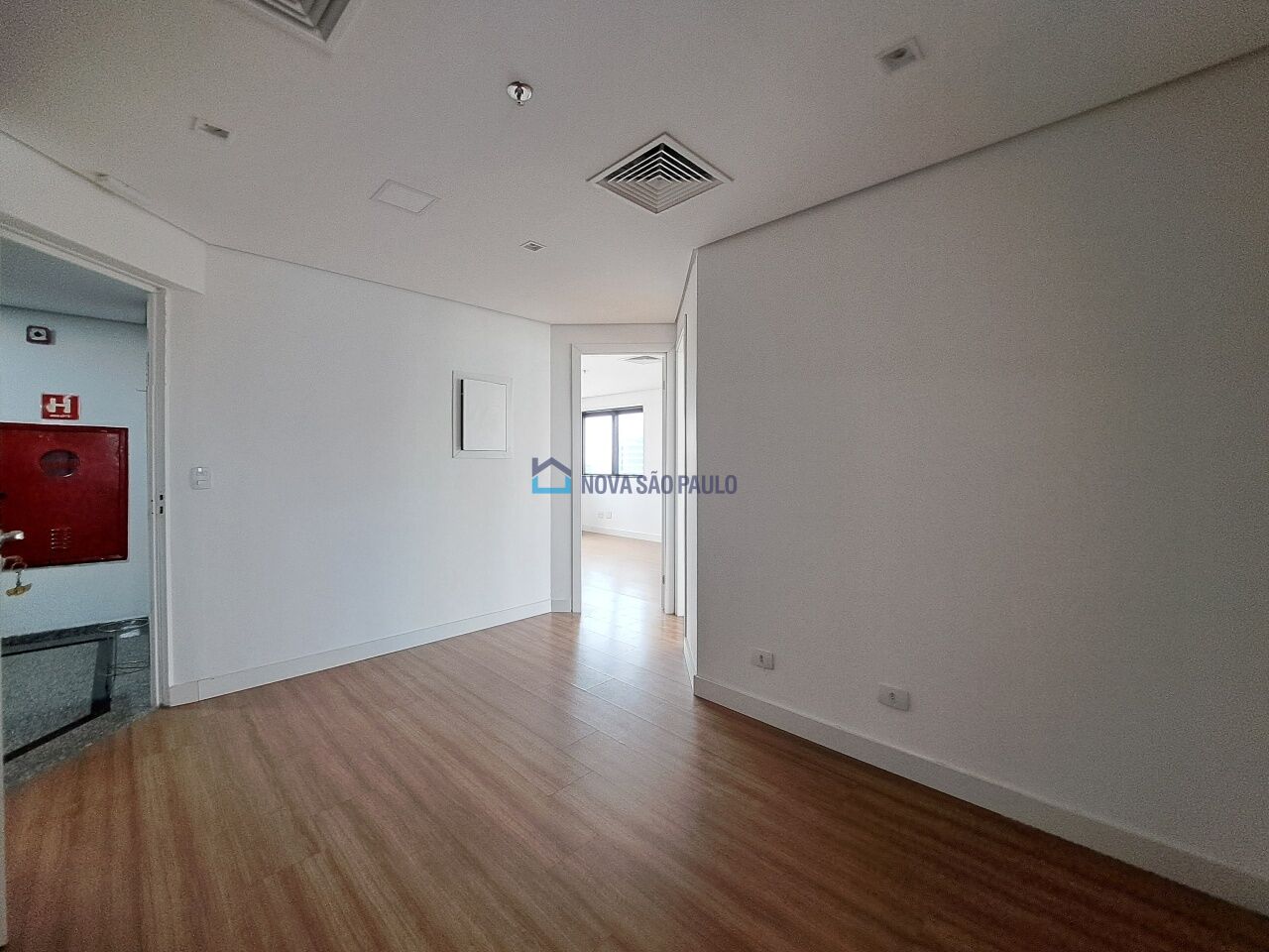 Foto 5 - MO18489