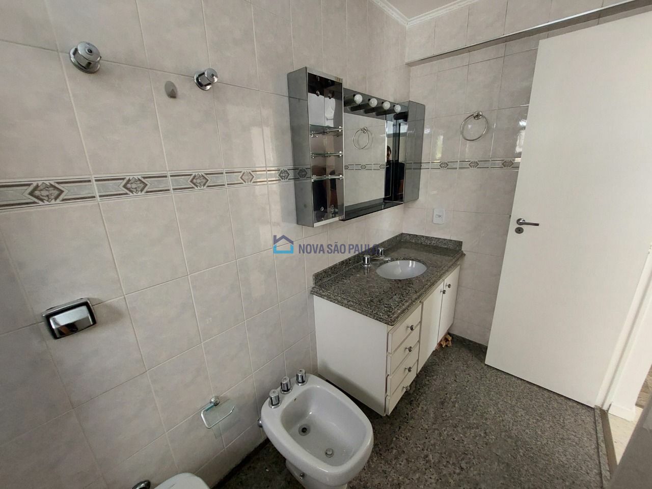 Foto 16 - MO9406