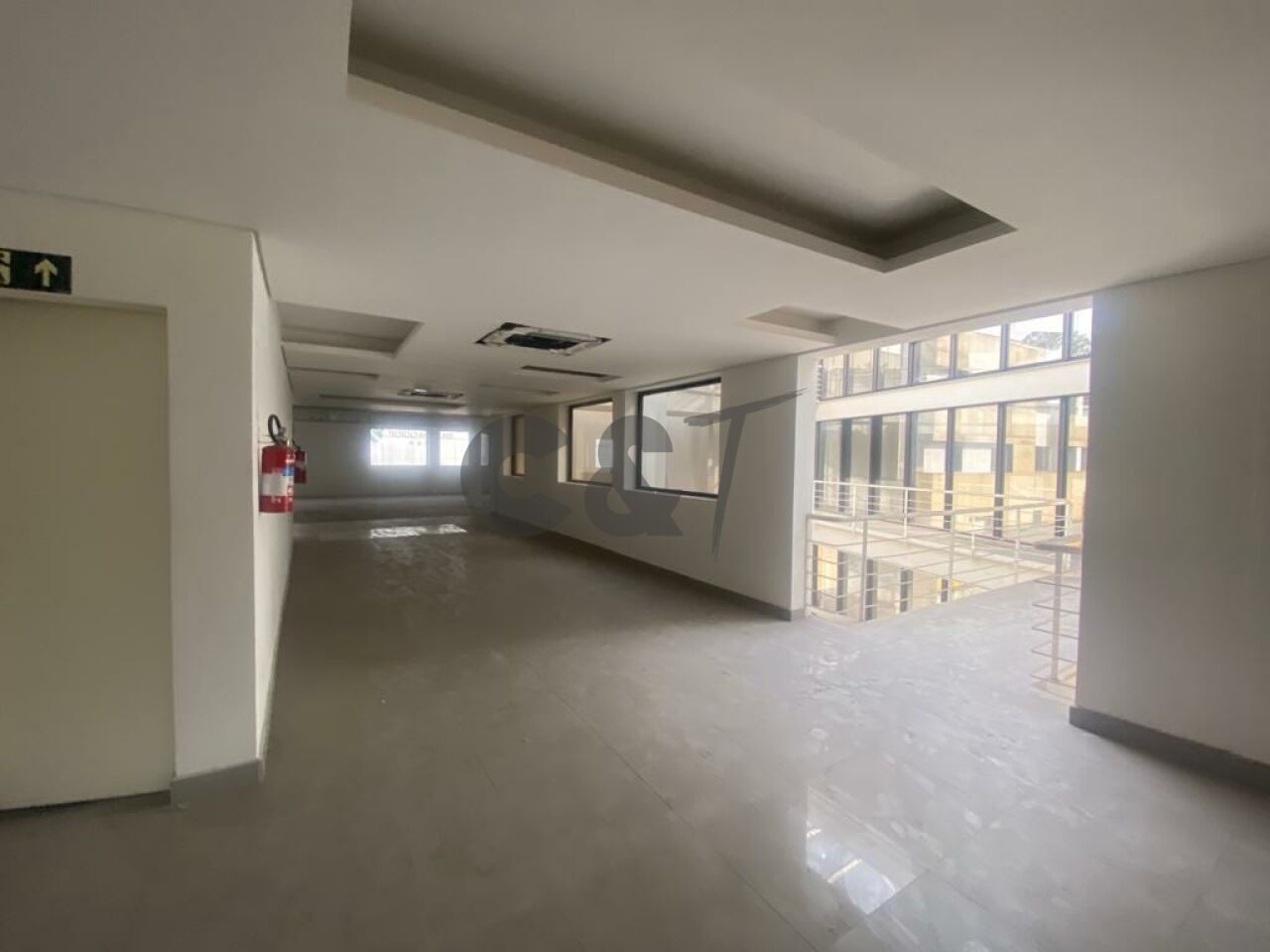 Conj. Comercial para Locação - Chácara Itaim