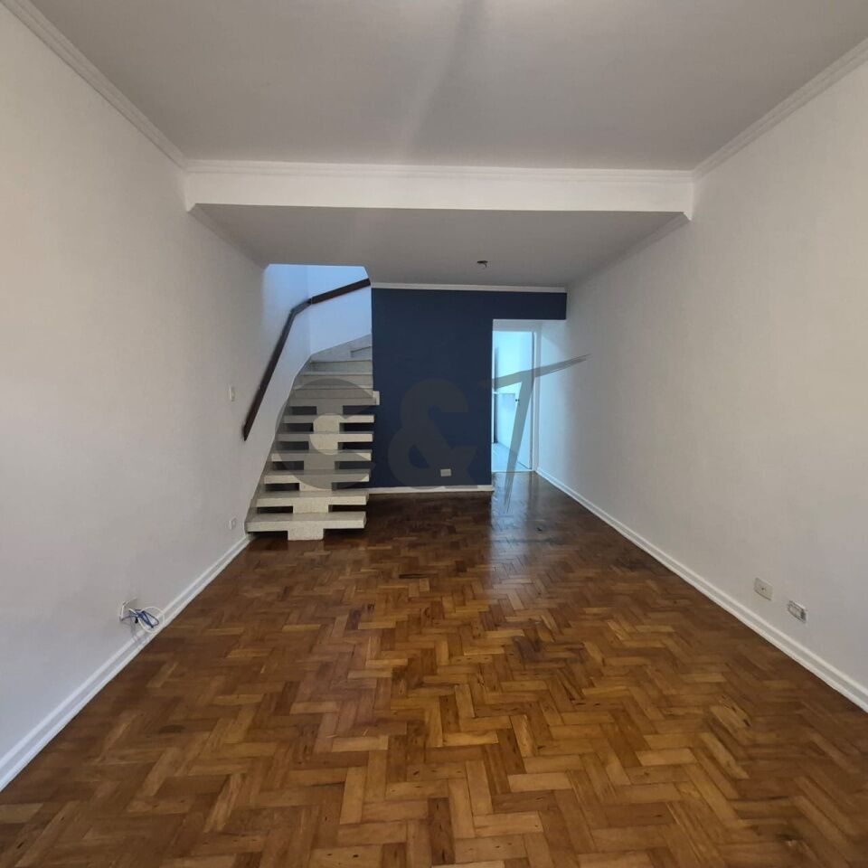Casa de Vila para Venda - Jardim Hípico