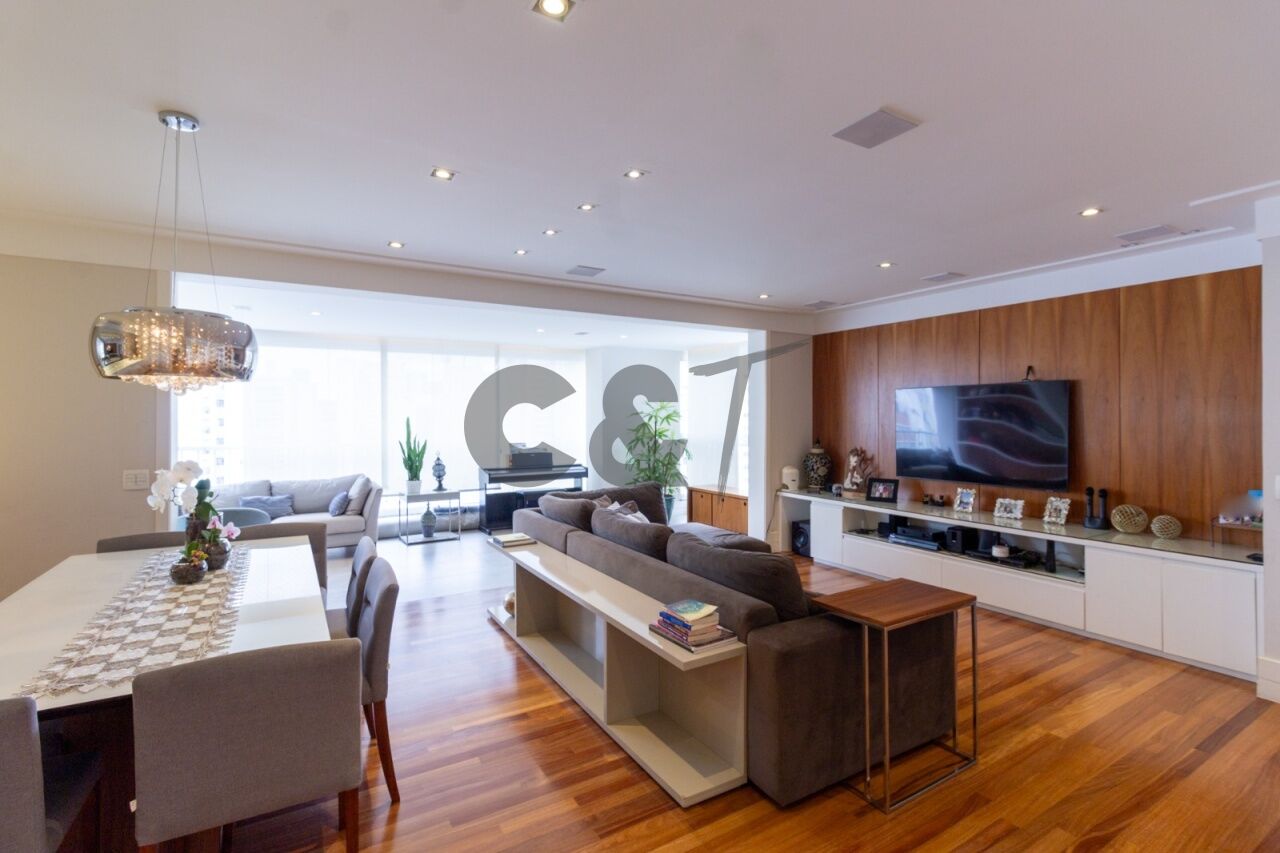 Apartamento para Venda - Moema