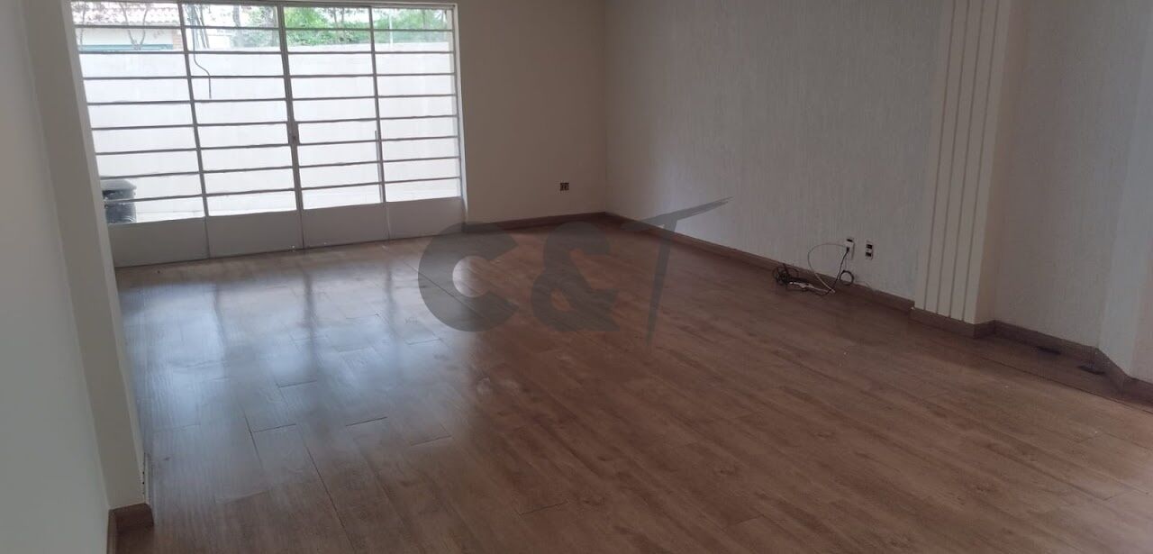 Casa Térrea para Locação - Granja Julieta