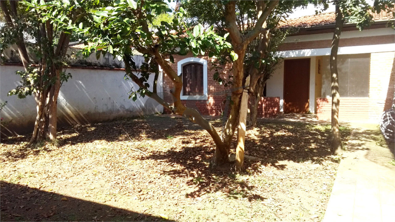 Casa Térrea para Venda - Jardim Petrópolis