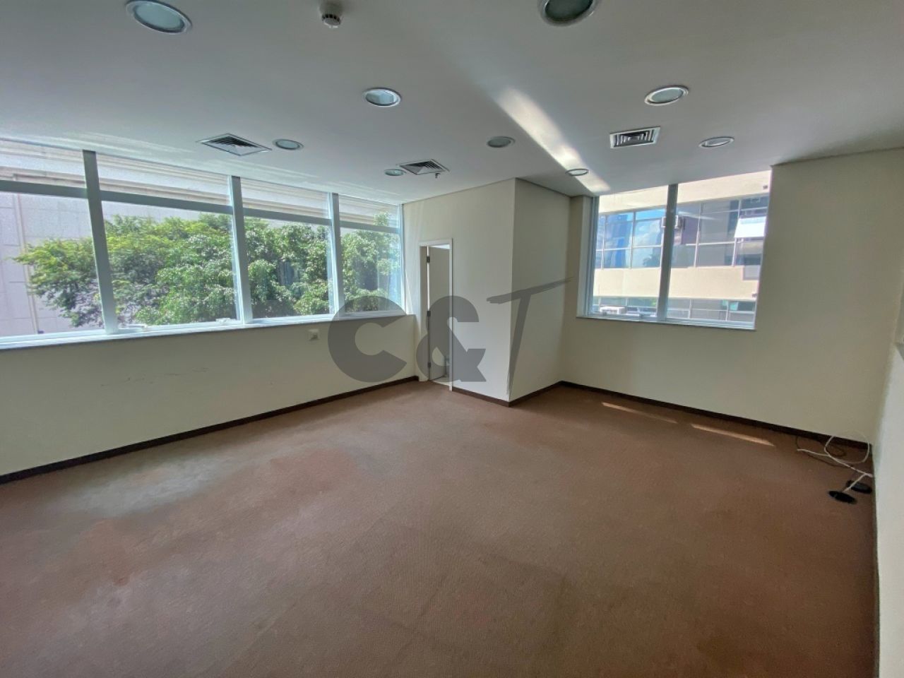 Conj. Comercial para Locação - Bela Vista