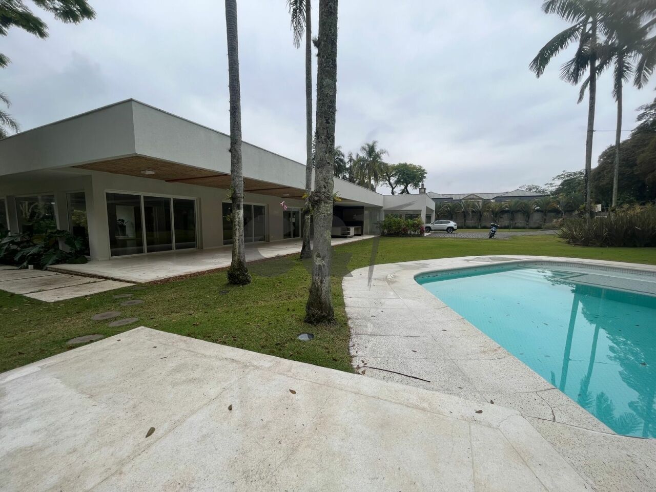 Casa de Condomínio para Venda - Chácara Flora