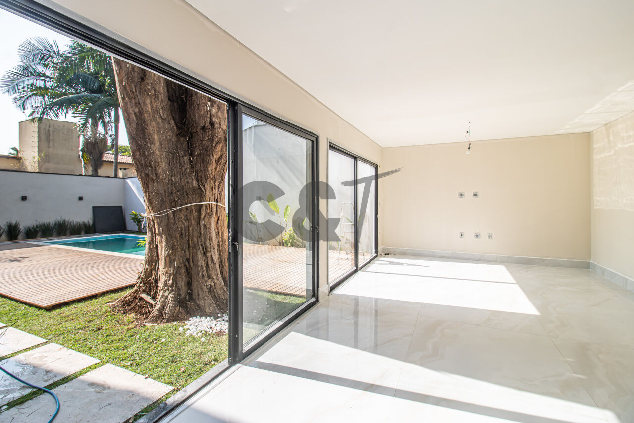 Casa de Condomínio para Venda - Jardim Petrópolis