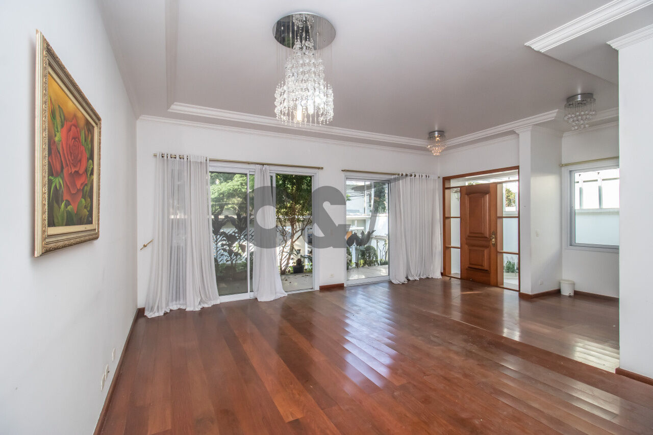 Casa de Vila para Venda - Jardim Hípico