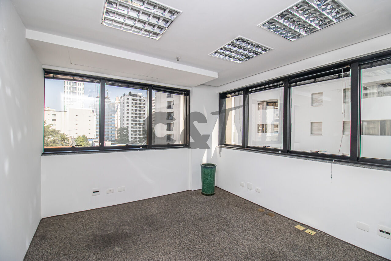 Conj. Comercial para Venda - Moema
