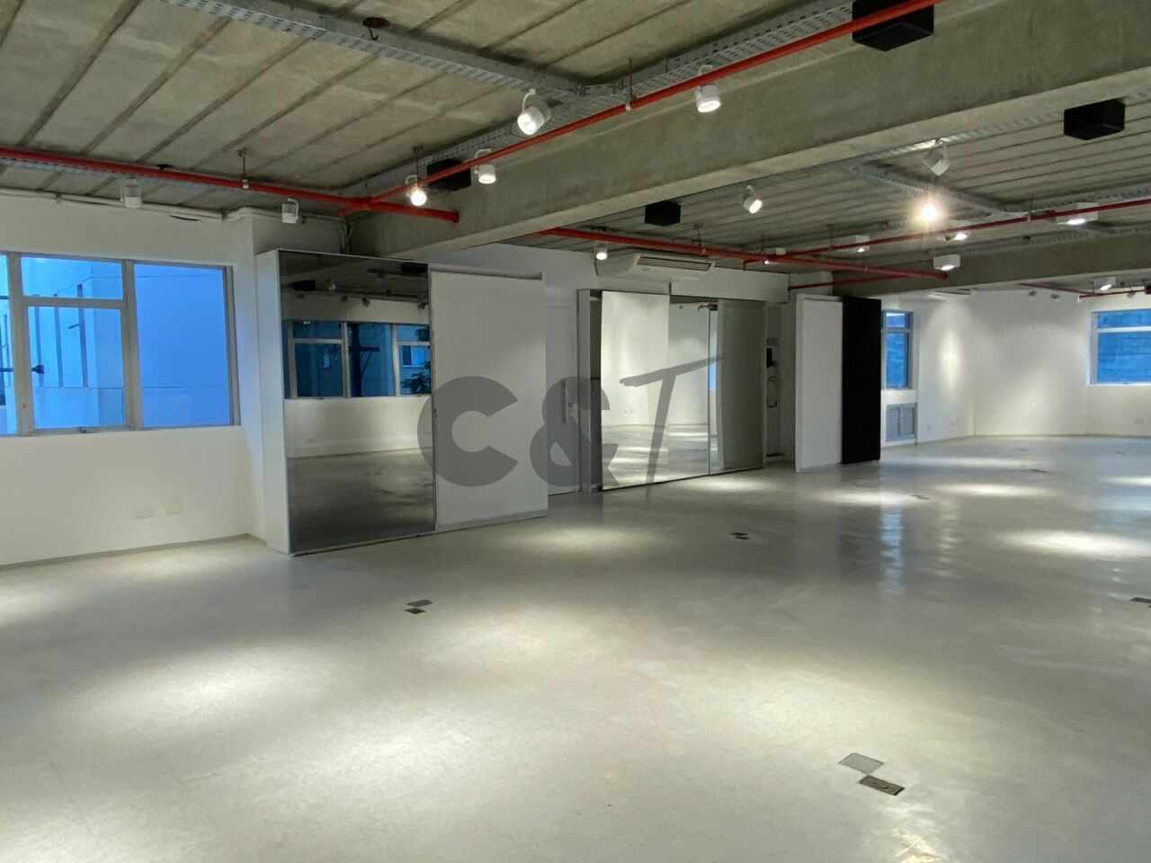 Conj. Comercial para Locação - Vila Olímpia
