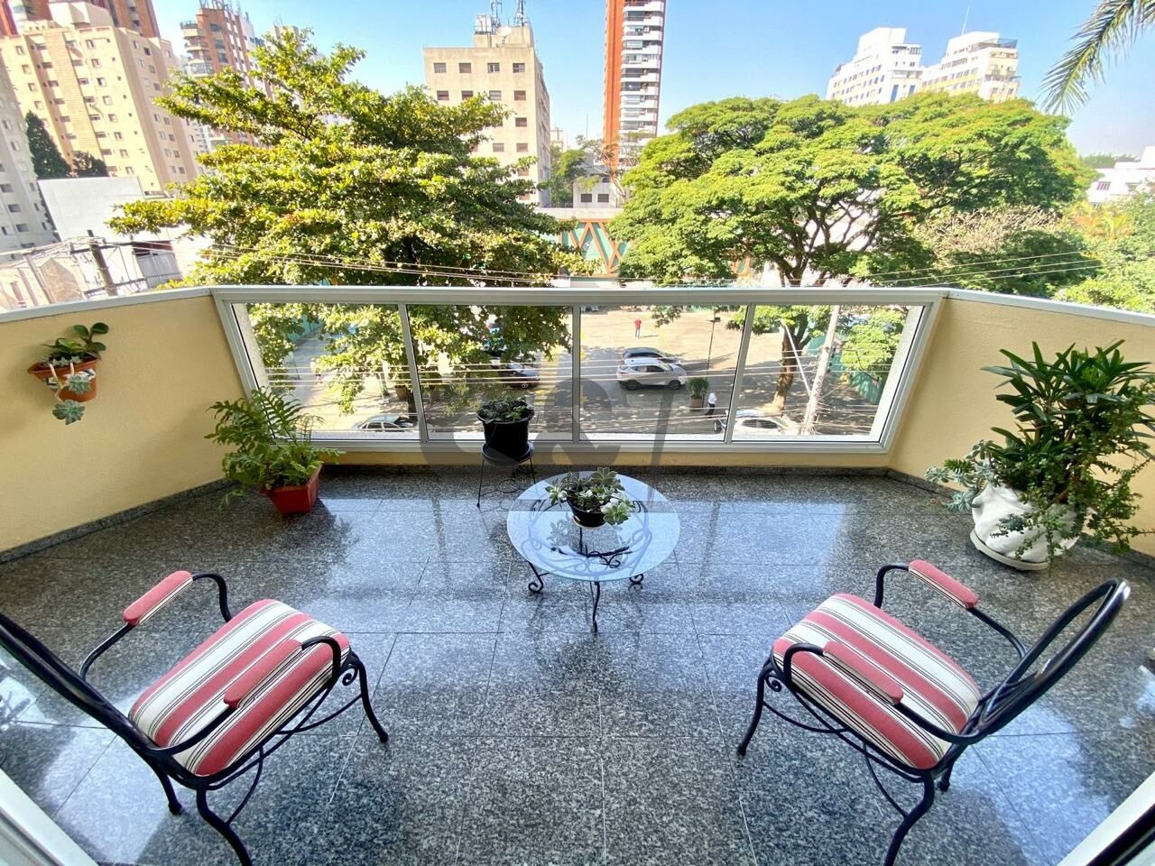 Apartamento para Venda - Moema