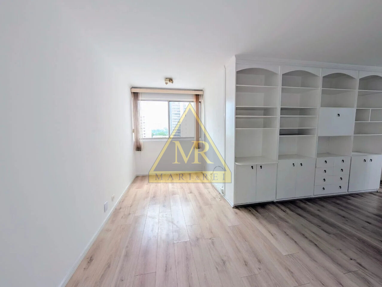 Apartamento para Venda - Moema