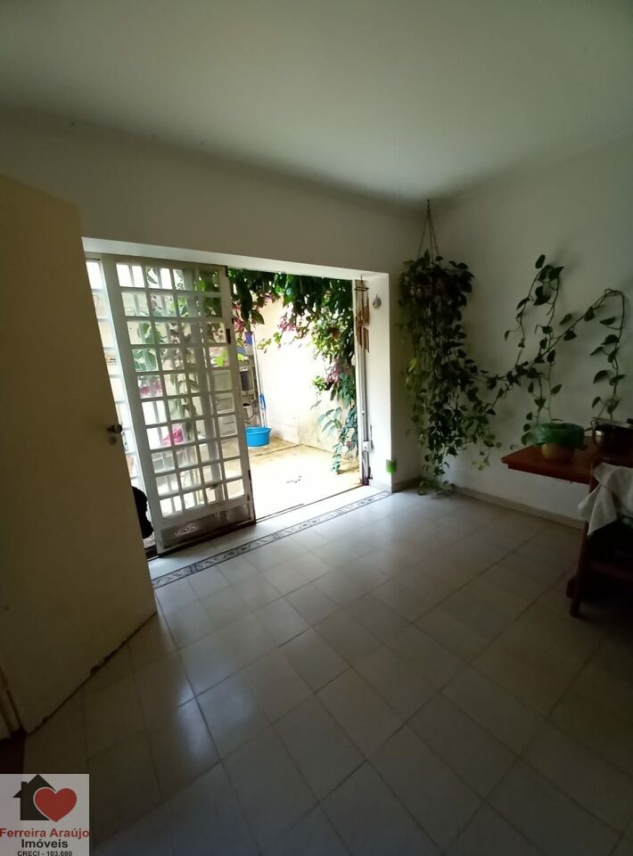 Sobrado para Venda - Jardim Alzira