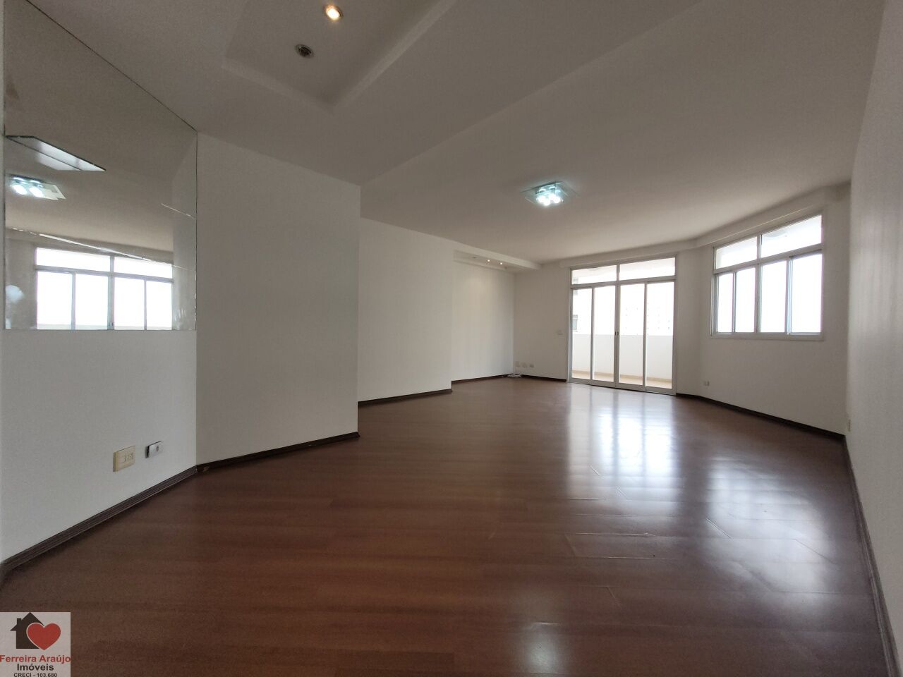 Apartamento para Venda - Vila Mascote