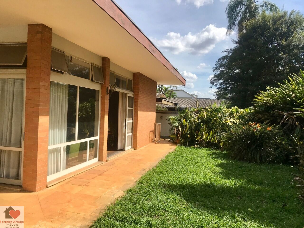 Casa Térrea para Venda - Granja Julieta