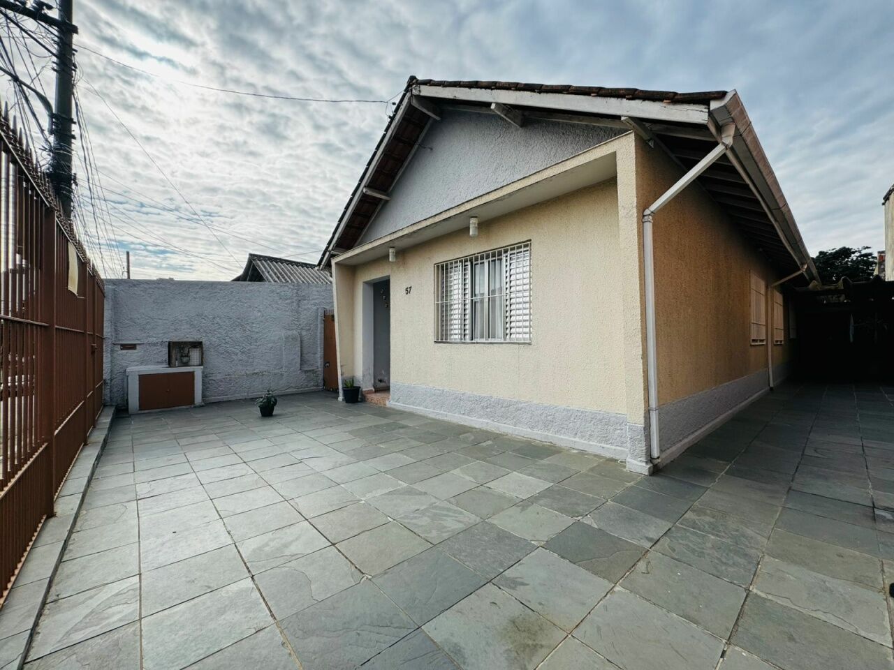 Casa Térrea para Venda - Vila Santa Catarina