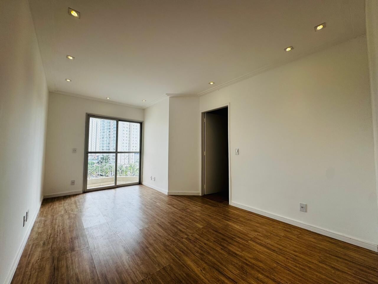 Apartamento para Venda - Vila Isa