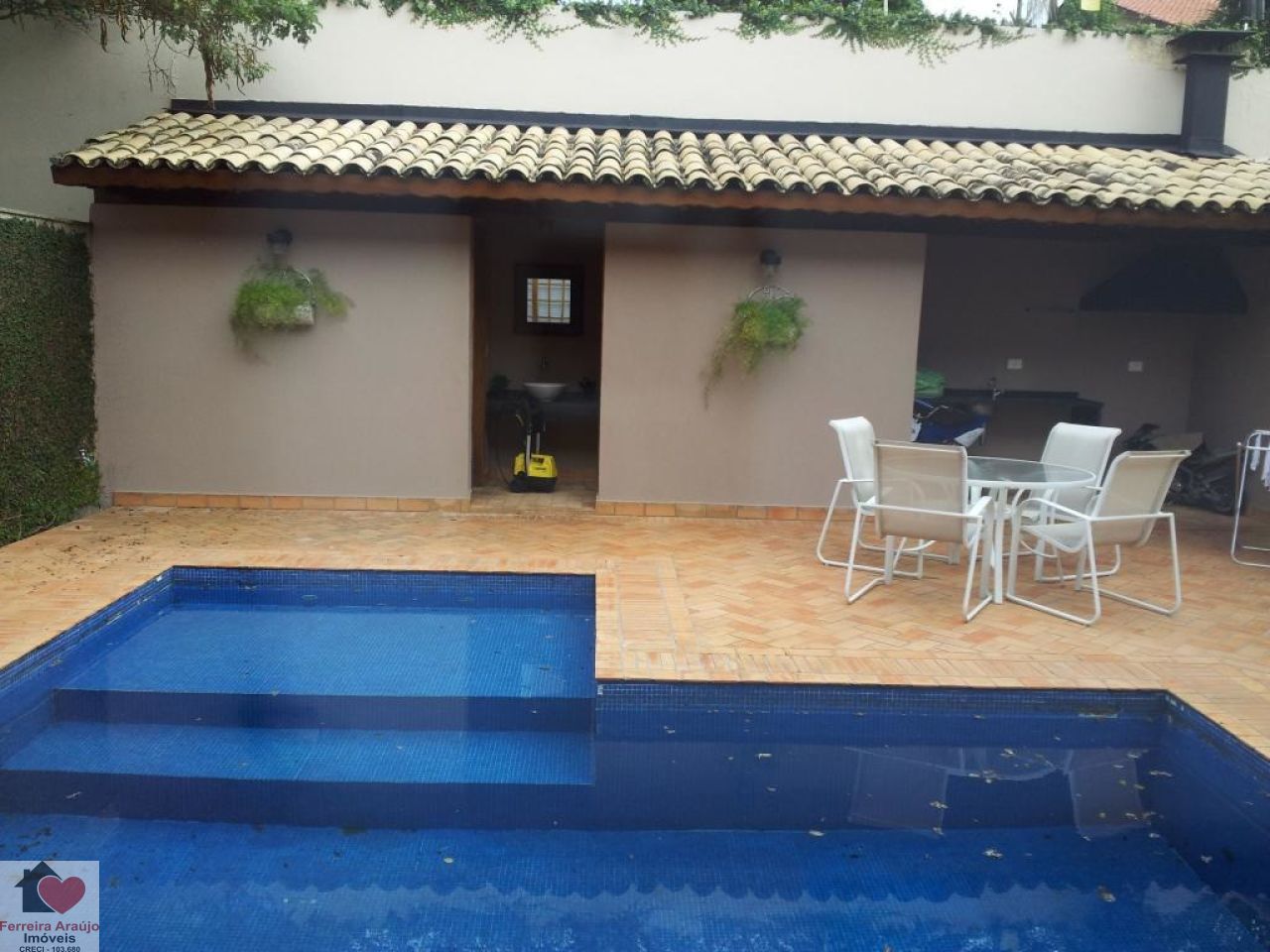 Condomínio para Venda - Chácara Monte Alegre