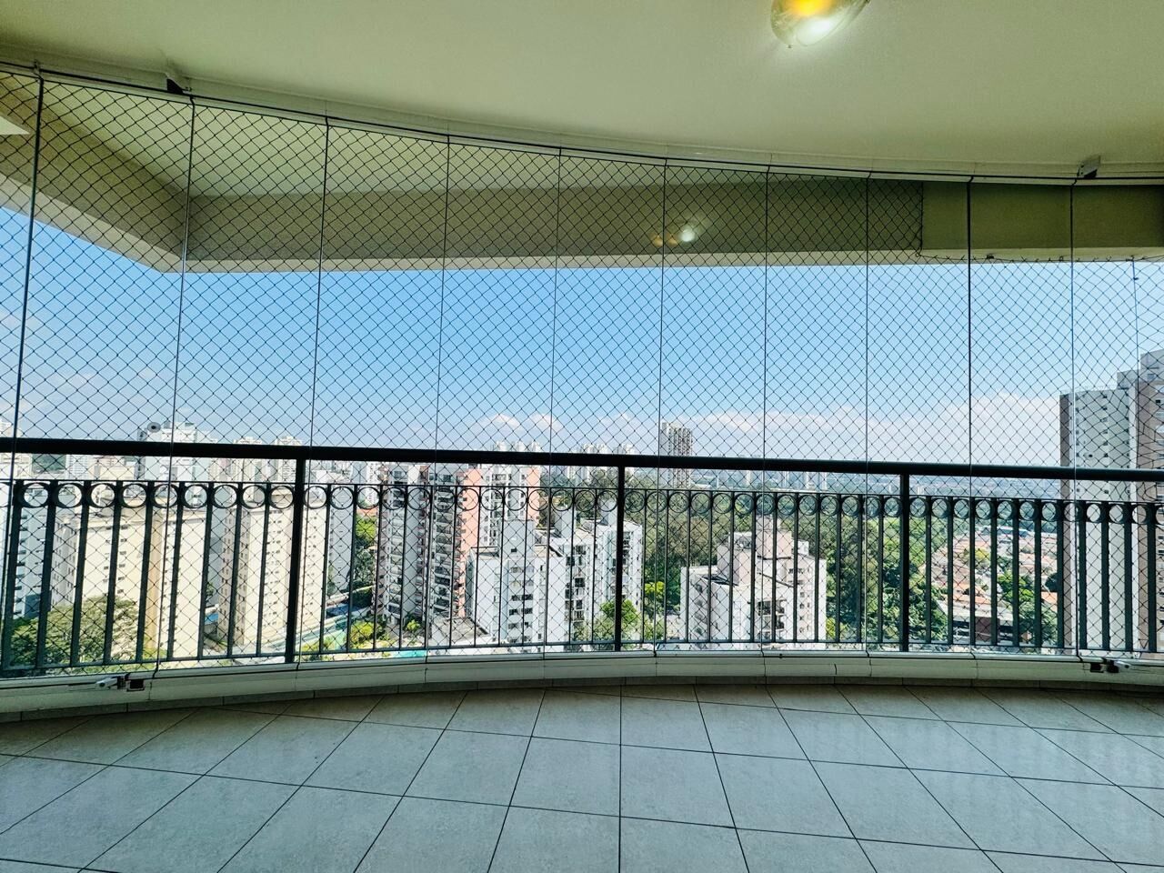 Condomínio para Venda - Vila Sofia