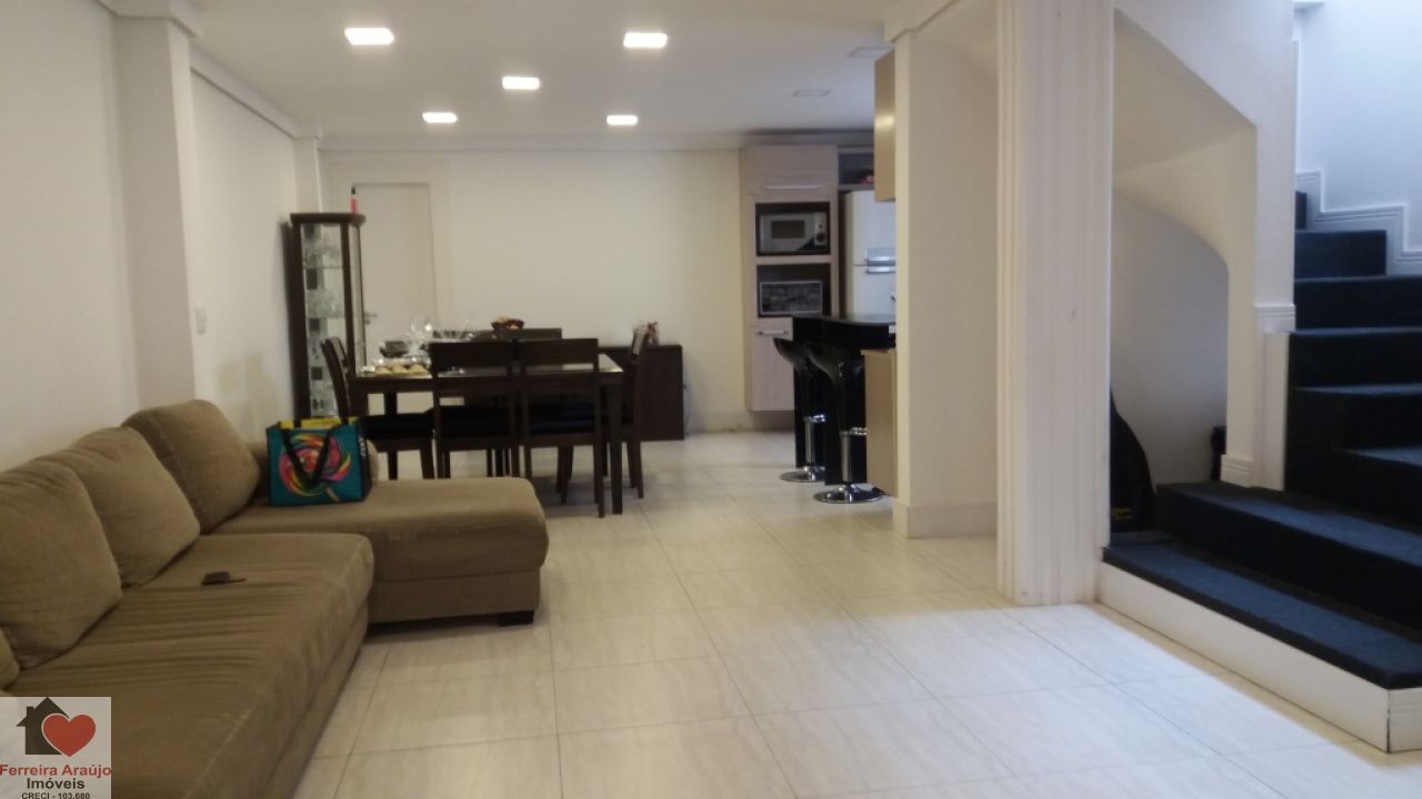 Sobrado para Venda - Vila Nova Caledônia