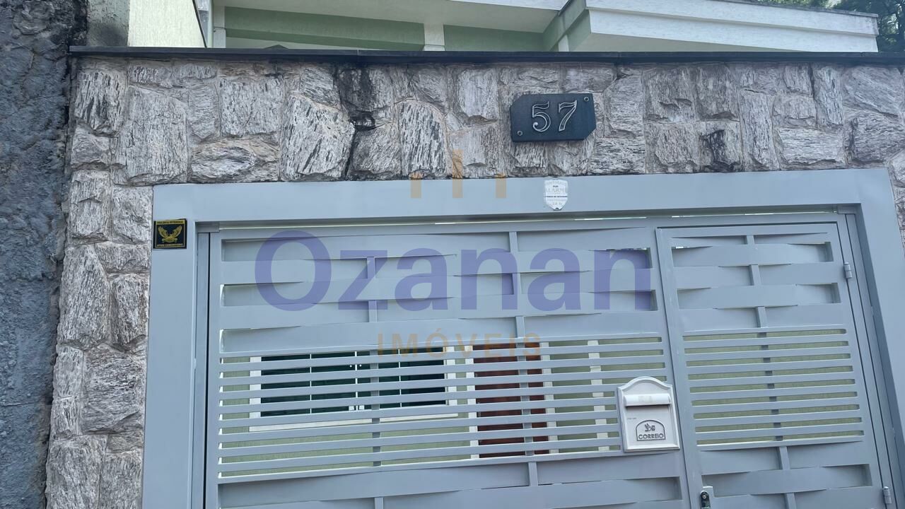 Sobrado para Venda - Vila Comercial