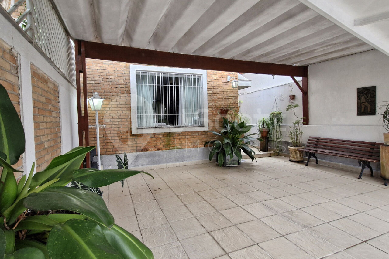 Sobrado para Venda - Jardim Petrópolis