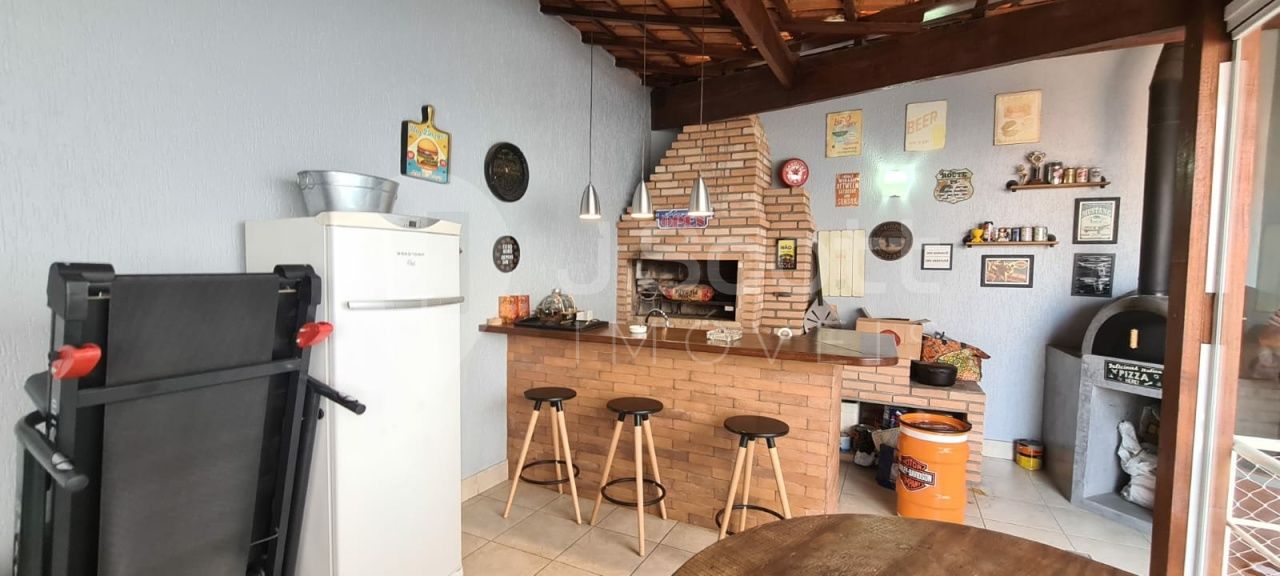 Casa Térrea para Venda - Vila Santa Catarina