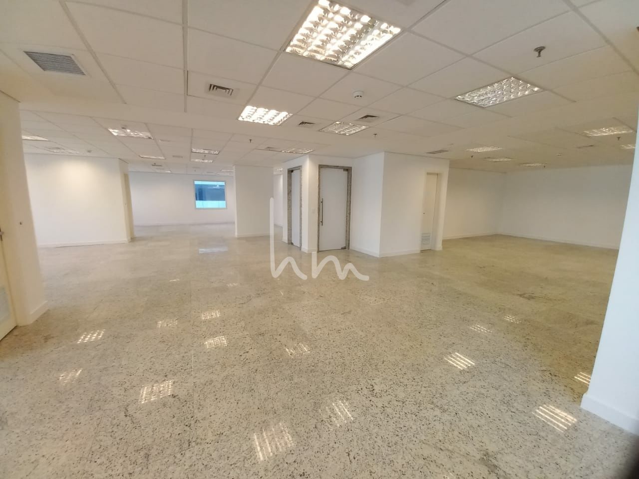 Conj. Comercial para Venda - CONSOLAÇÃO