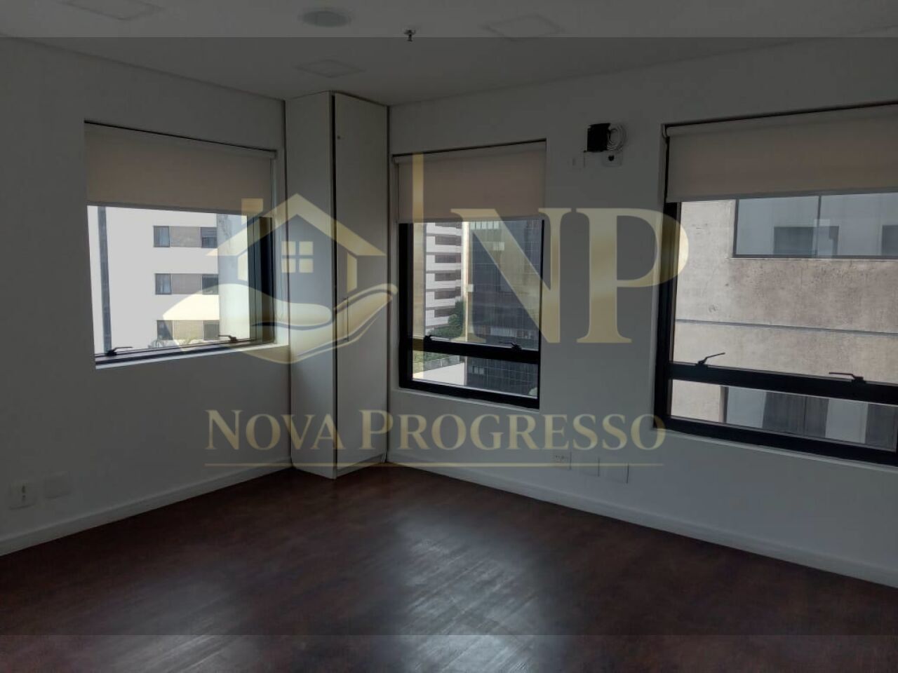 Conj. Comercial para Venda - Bela Vista