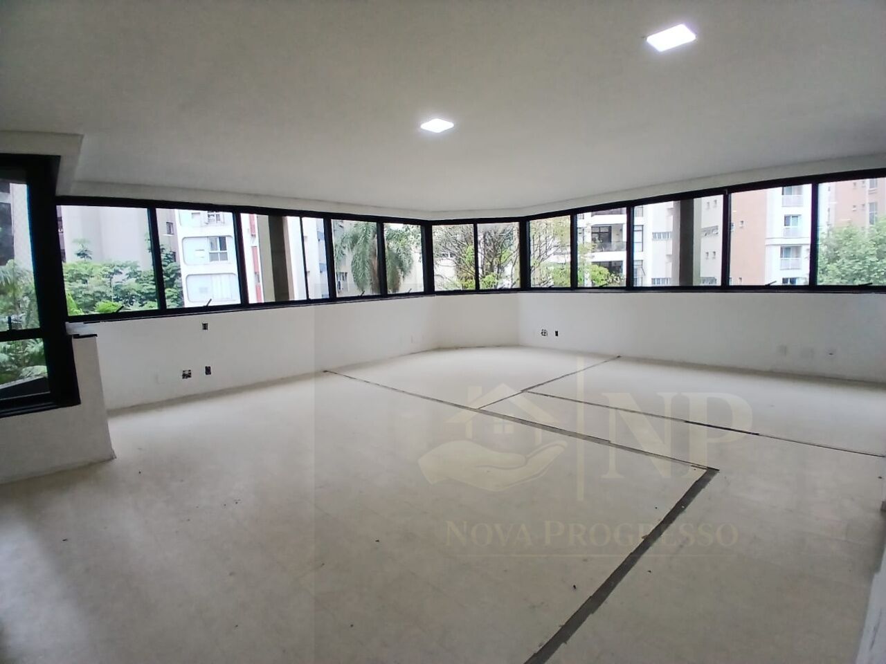 Conj. Comercial para Locação - Cerqueira César
