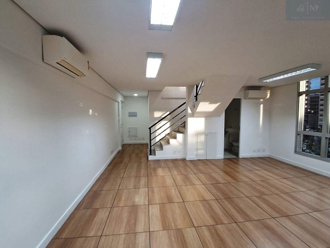 Conj. Comercial para Venda - Cerqueira César