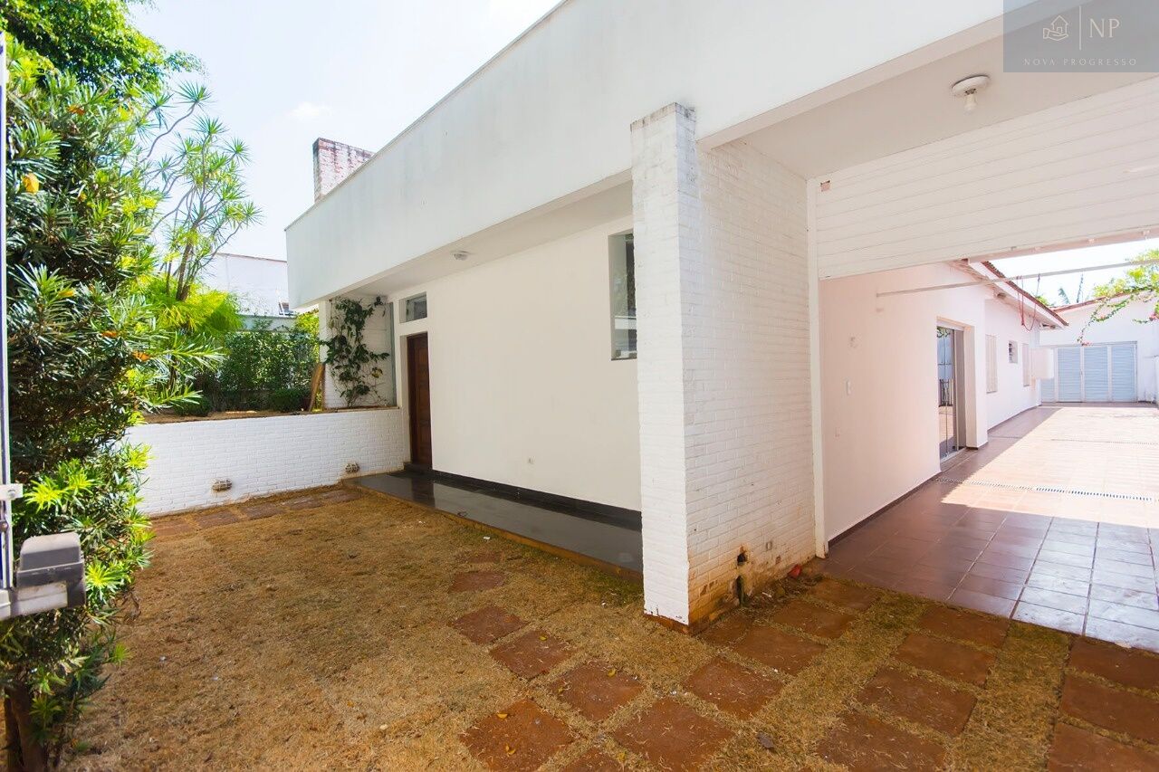 Casa Térrea para Venda - Moema