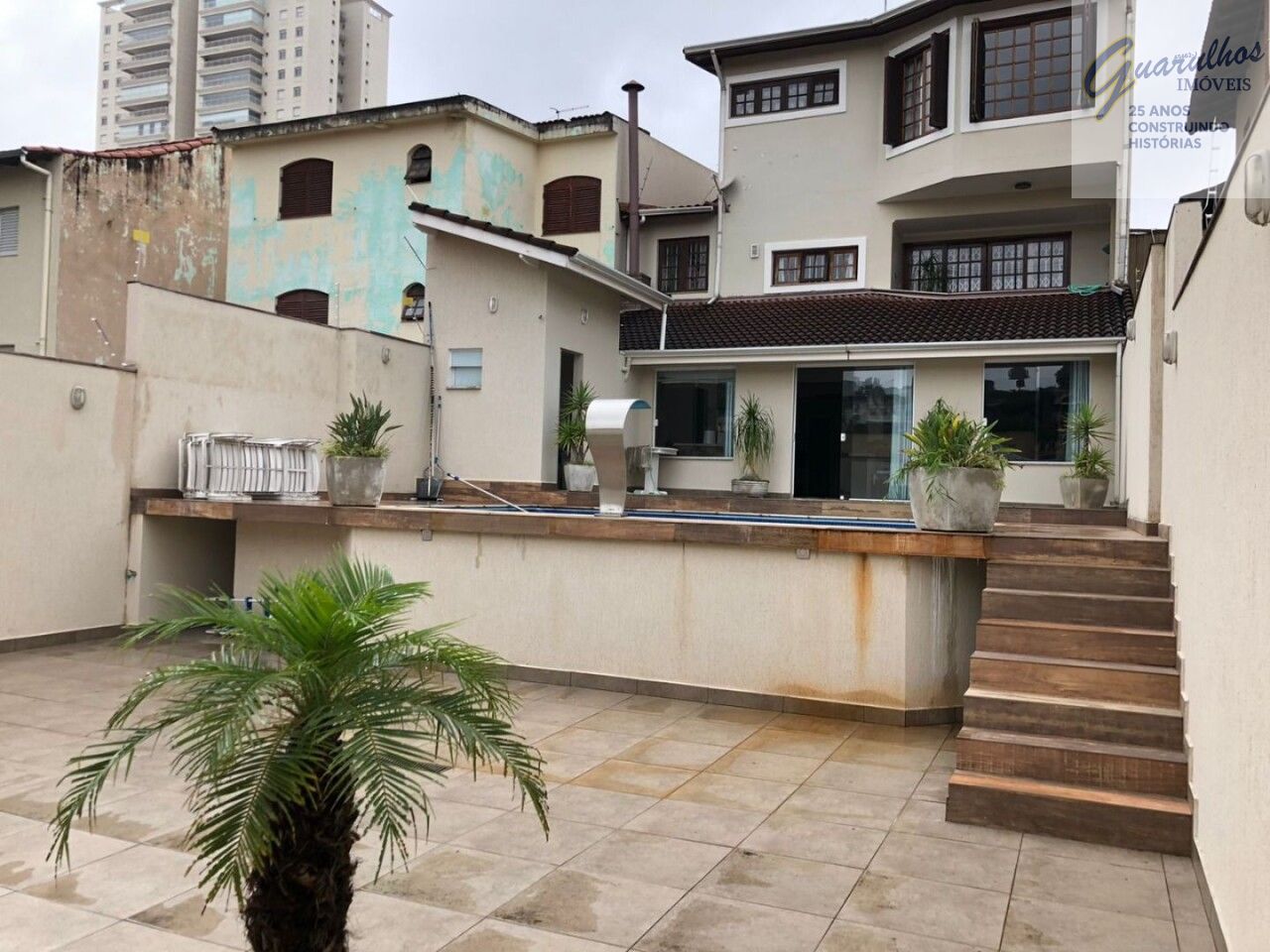 Sobrado para Venda - Vila Galvão