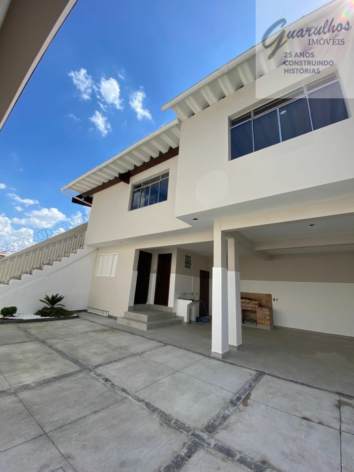 Sobrado para Venda - Vila Galvão