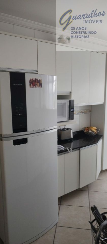 Apartamento para Venda - Vila Galvão