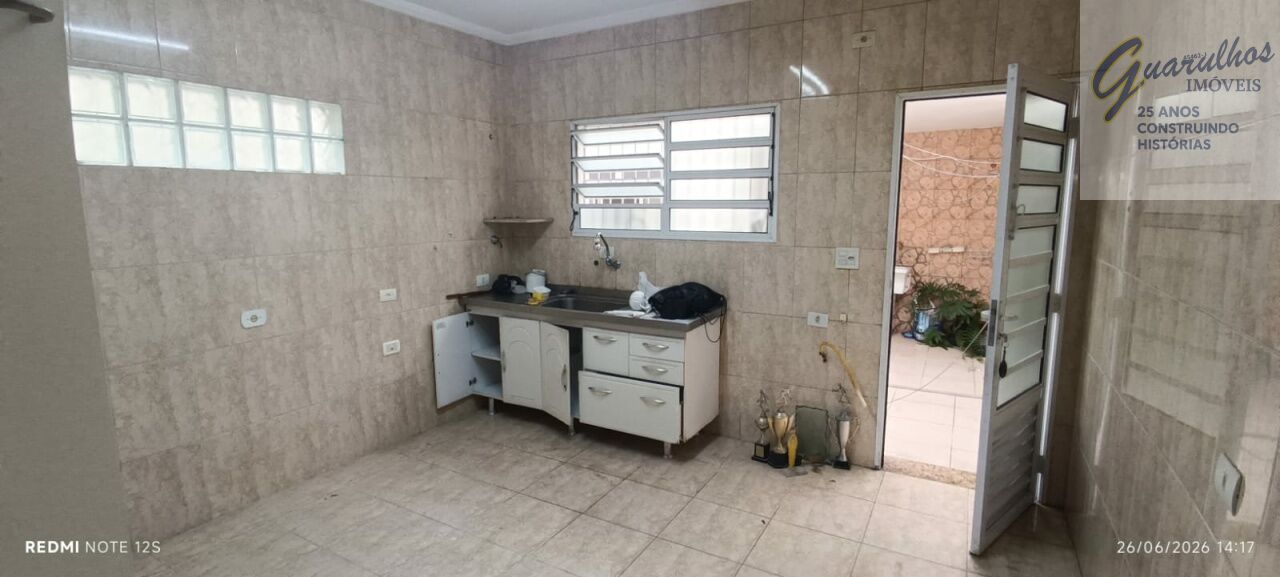 Casa para Locação - Vila Galvão