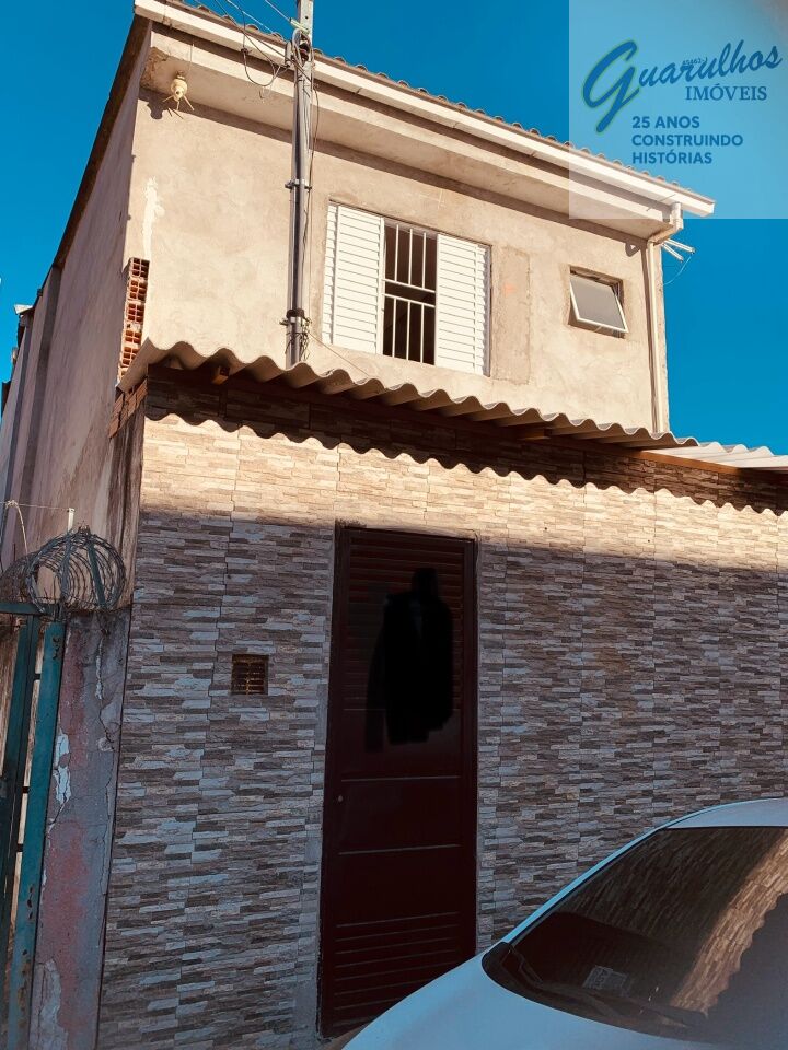 Casa Assobradada para Locação - Vila Nova Carolina