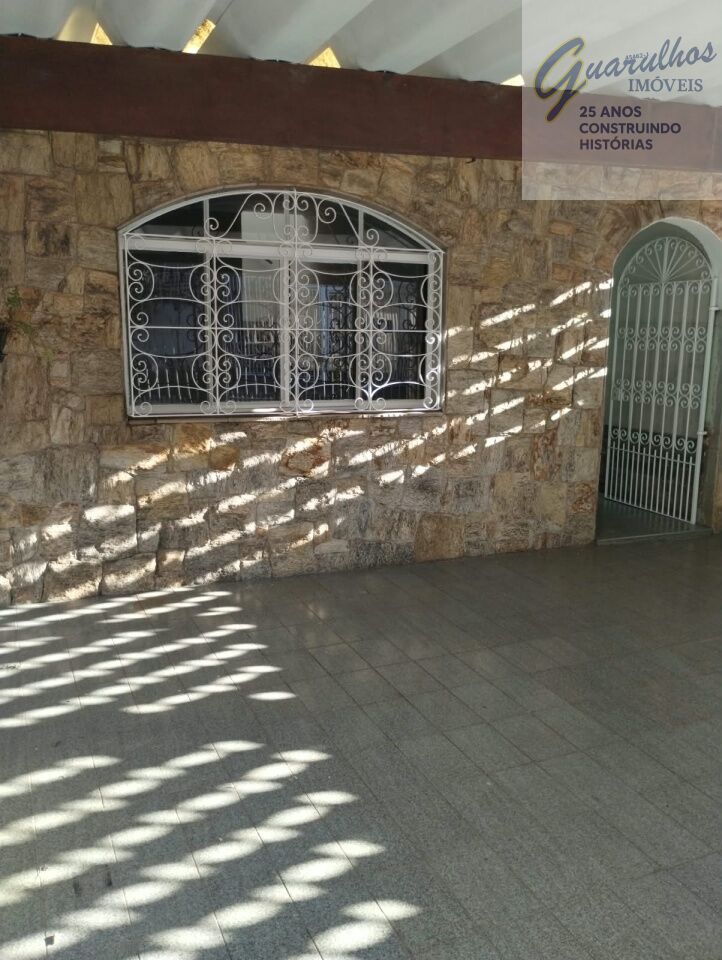 Sobrado para Locação - Vila Galvão