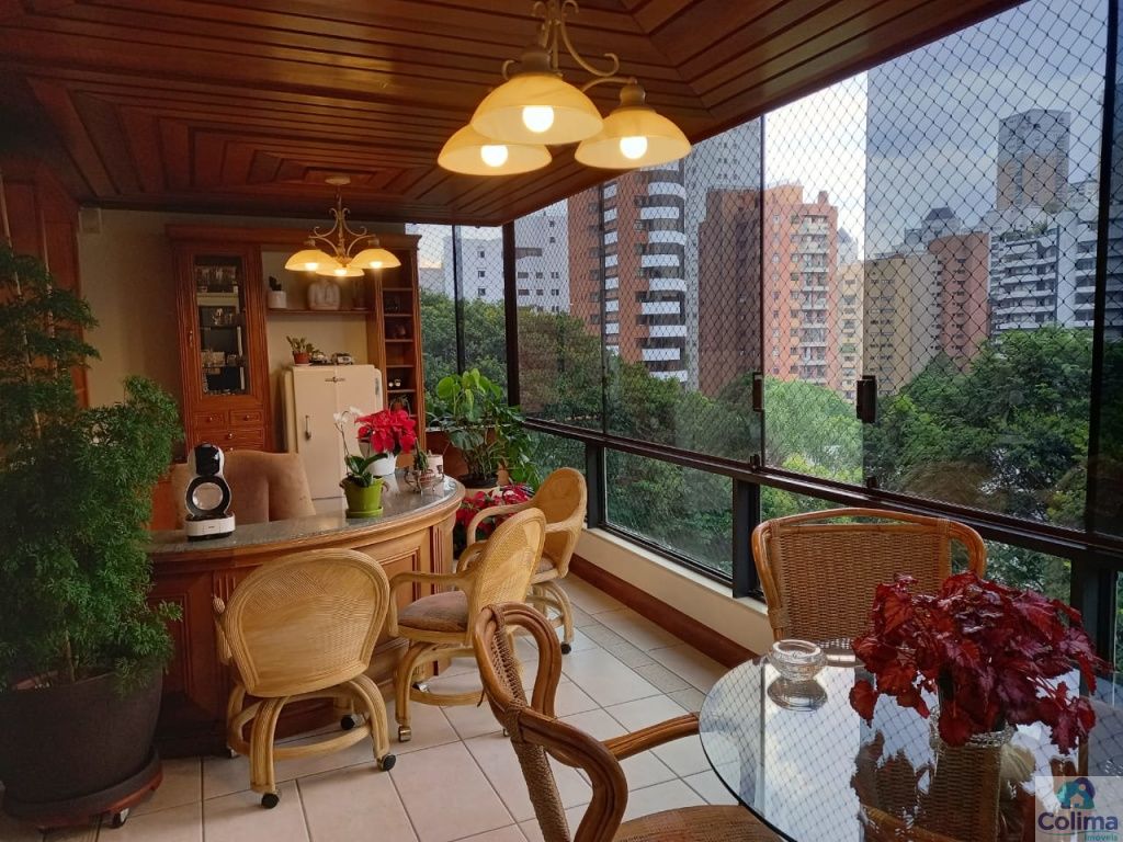 Apartamento para Venda - Moema