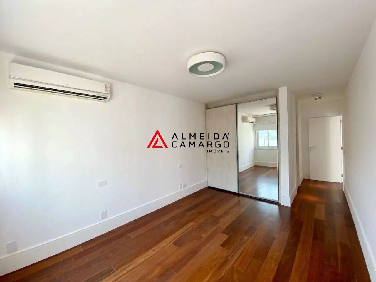 Foto 24