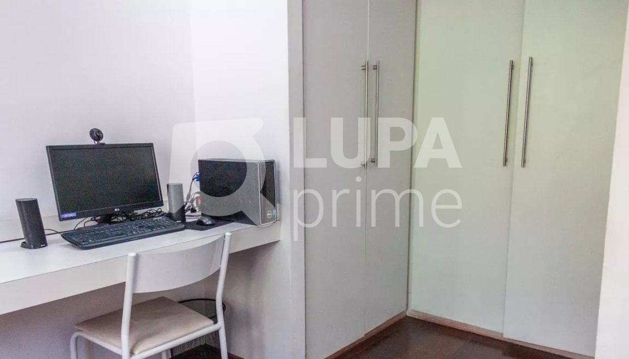 casa-terrea-venda-sao-paulo-vila-sabrina-4dormitorios-1suite-6vagas-266m2-LM13998