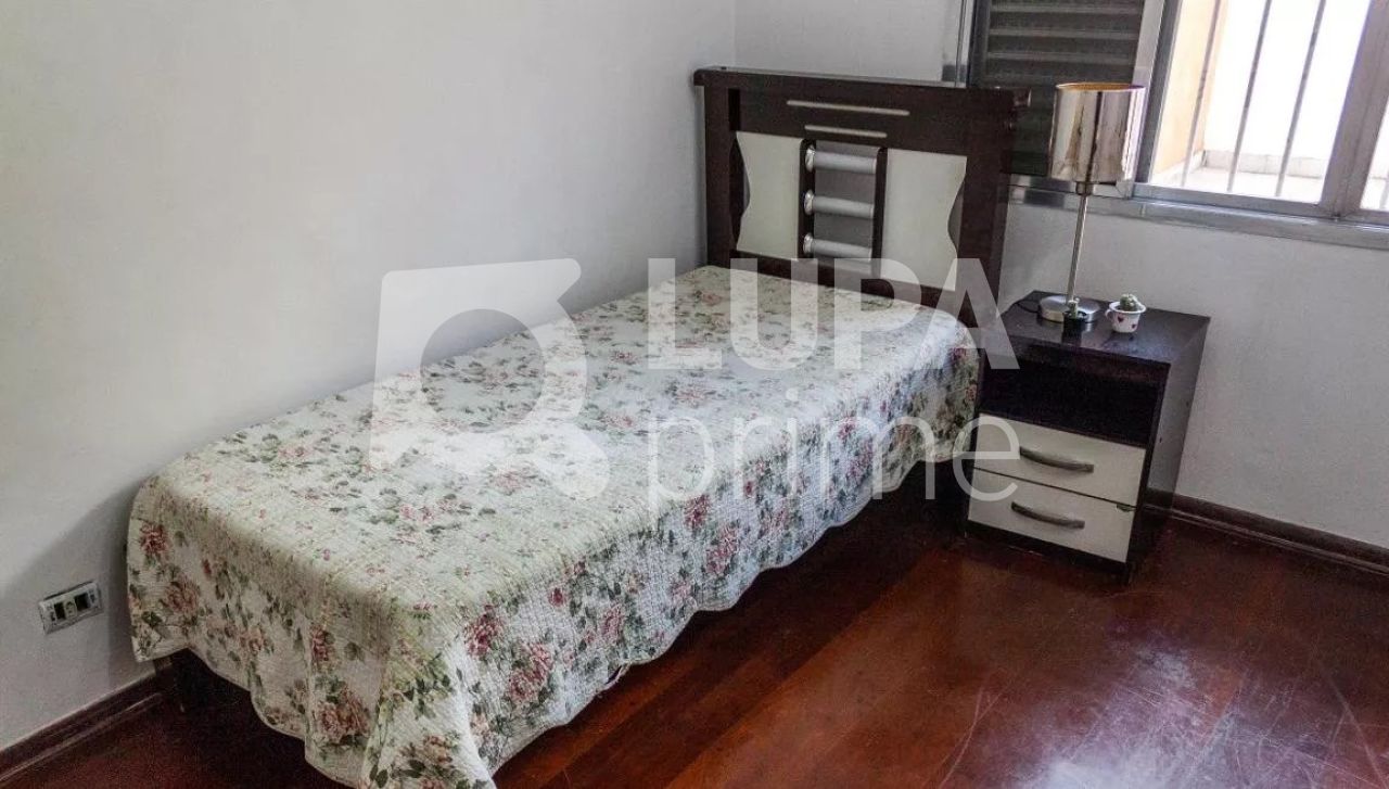 casa-terrea-venda-sao-paulo-vila-sabrina-4dormitorios-1suite-6vagas-266m2-LM13998