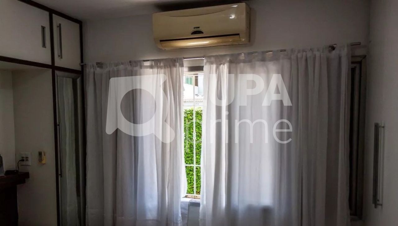 casa-terrea-venda-sao-paulo-vila-sabrina-4dormitorios-1suite-6vagas-266m2-LM13998