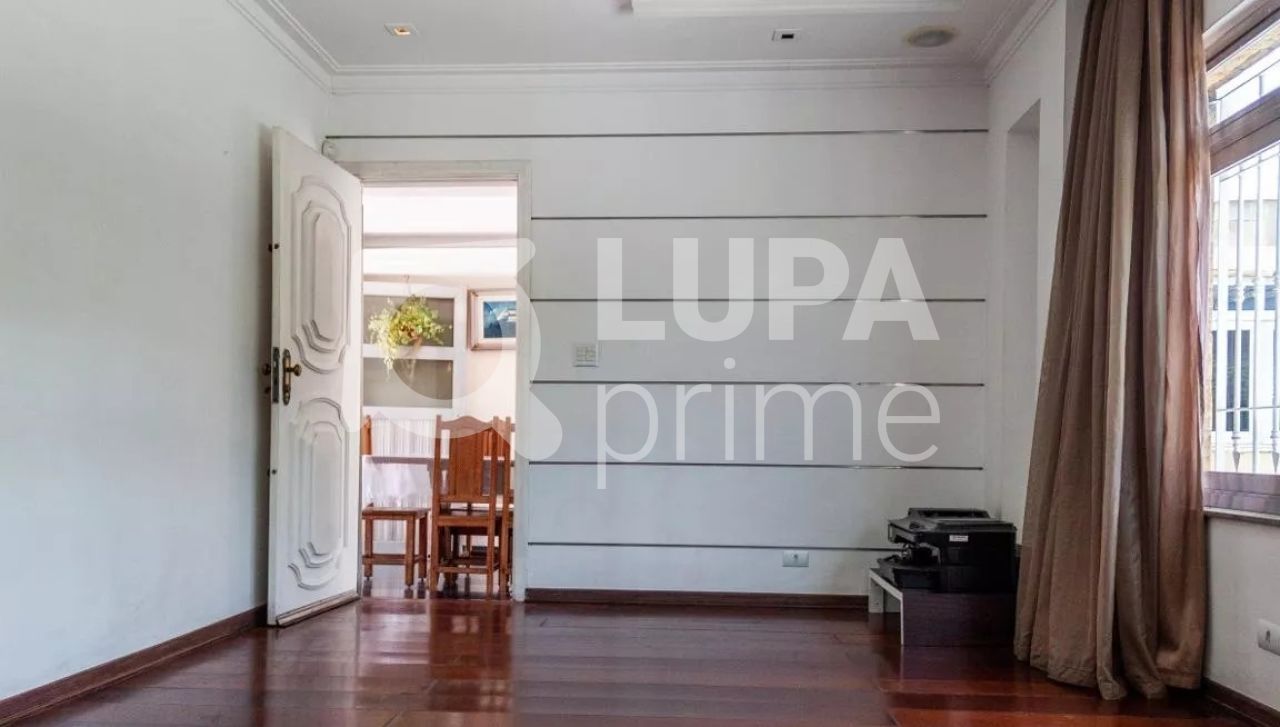 casa-terrea-venda-sao-paulo-vila-sabrina-4dormitorios-1suite-6vagas-266m2-LM13998
