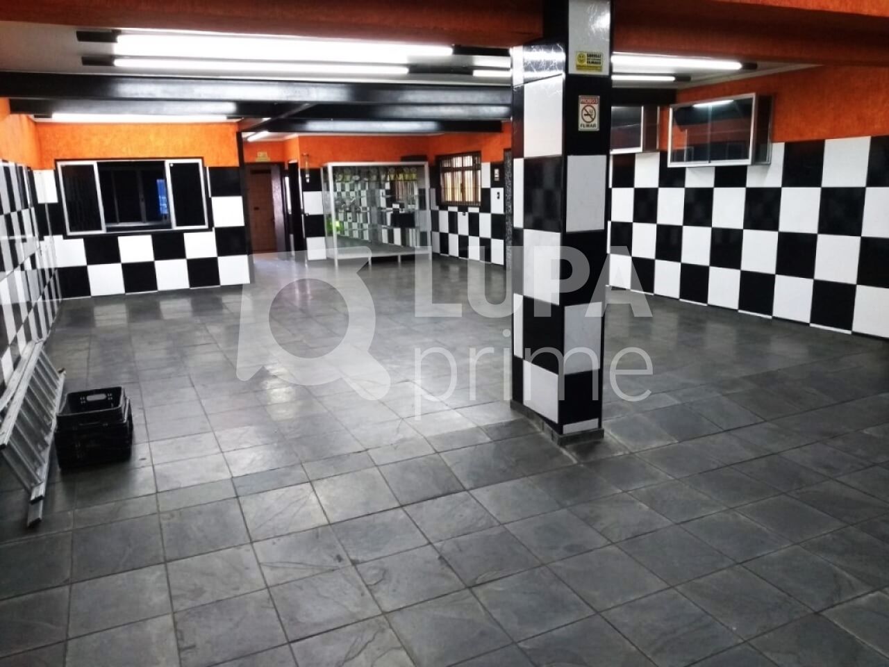 Loja-Salão, 160 m² - Foto 1