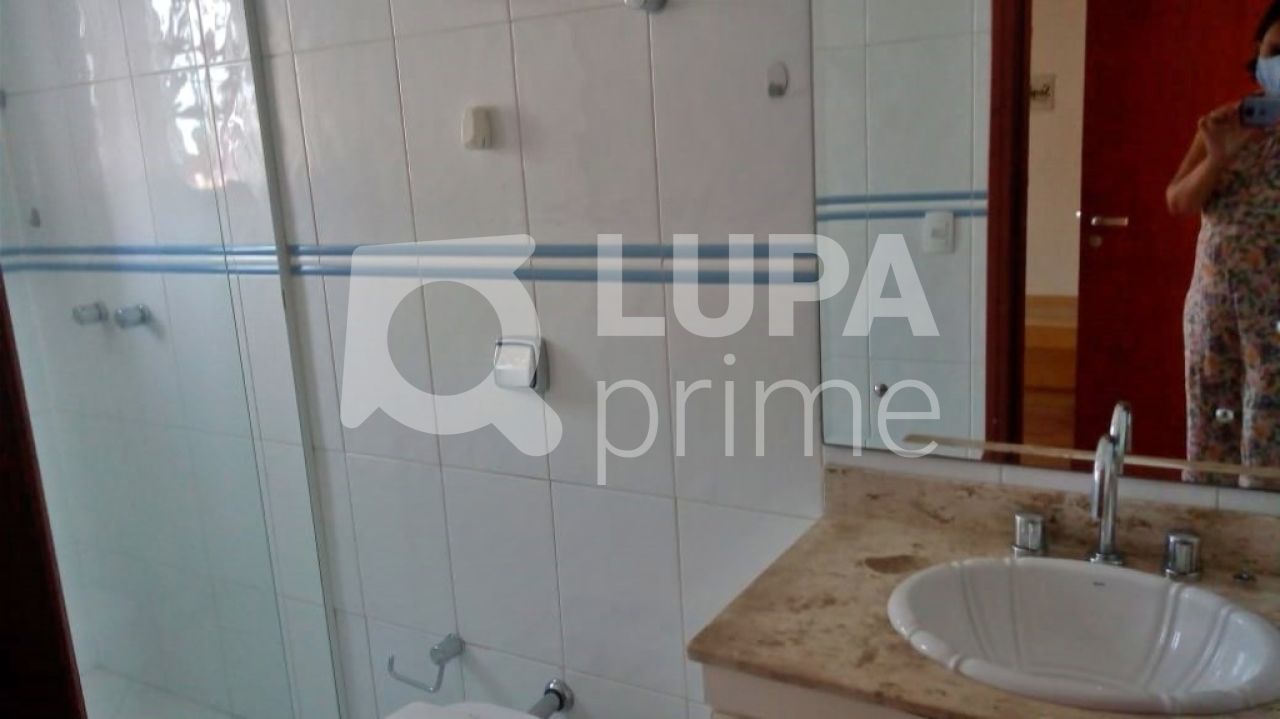 casa-terrea-venda-sao-paulo-vila-maria-alta-4dormitorios-3suites-5vagas-270m2-LM15283
