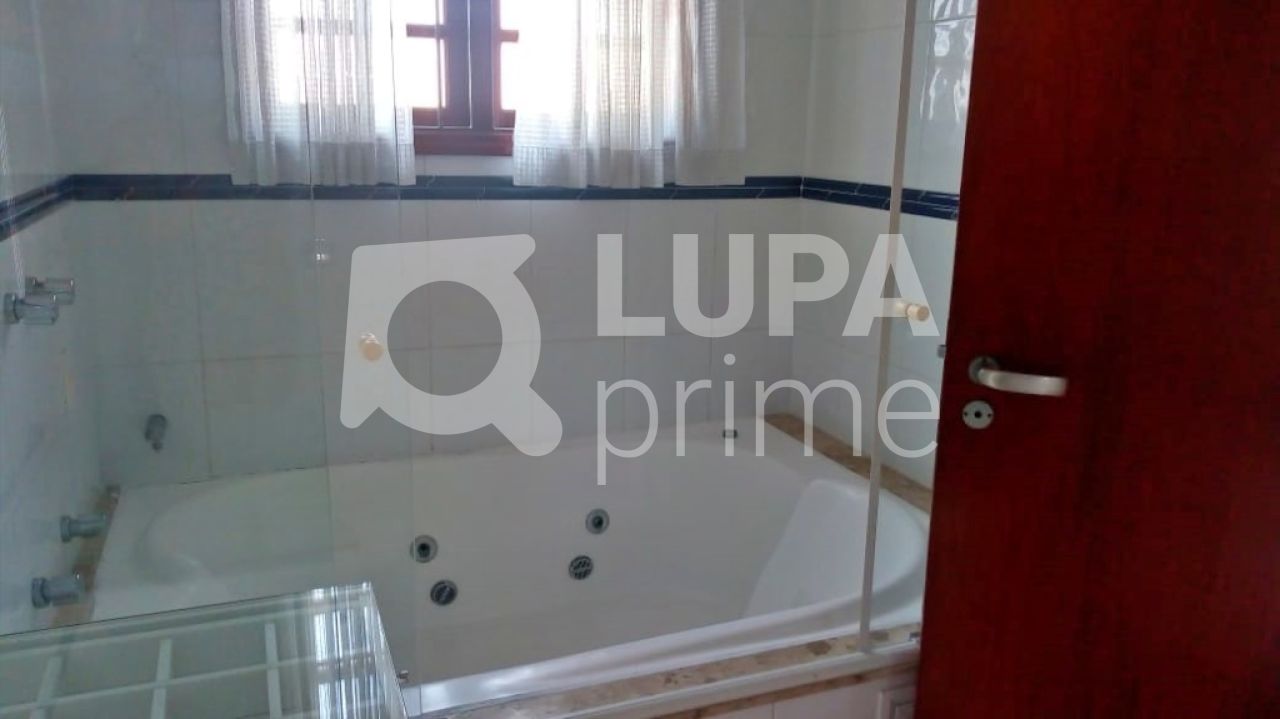 casa-terrea-venda-sao-paulo-vila-maria-alta-4dormitorios-3suites-5vagas-270m2-LM15283