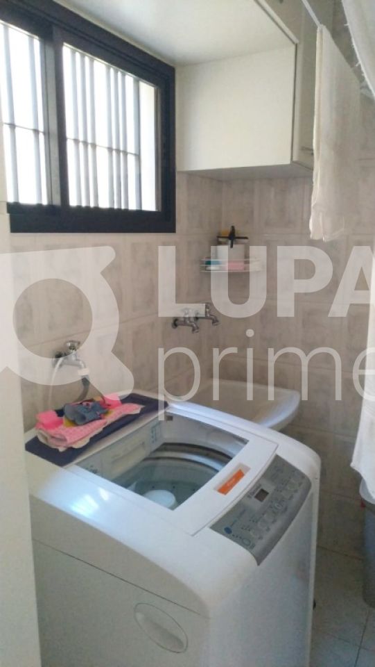 sobrado-venda-sao-paulo-vila-sabrina-2dormitorios-1suite-2vagas-160m2-LM15724