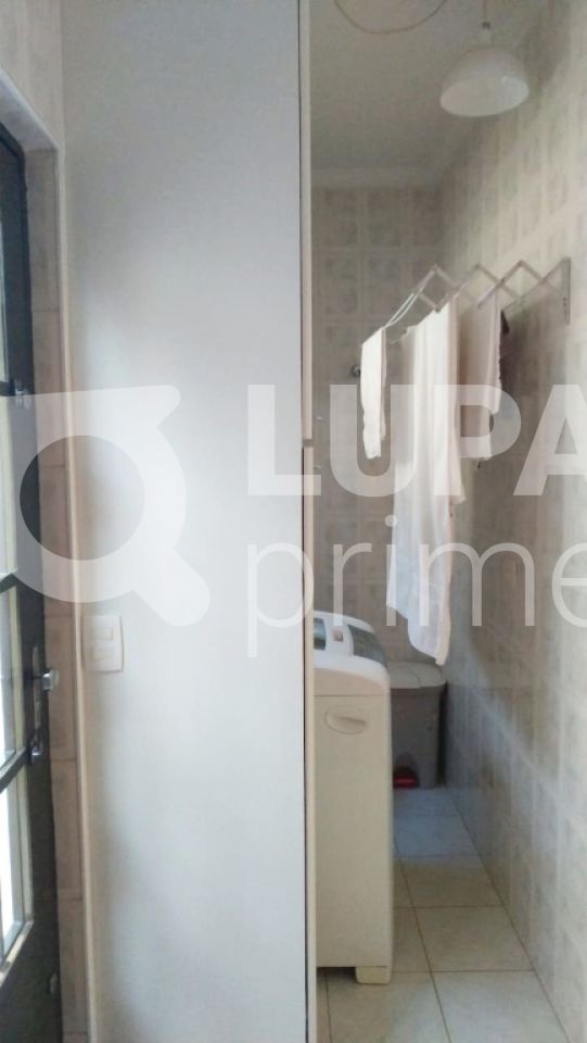 sobrado-venda-sao-paulo-vila-sabrina-2dormitorios-1suite-2vagas-160m2-LM15724